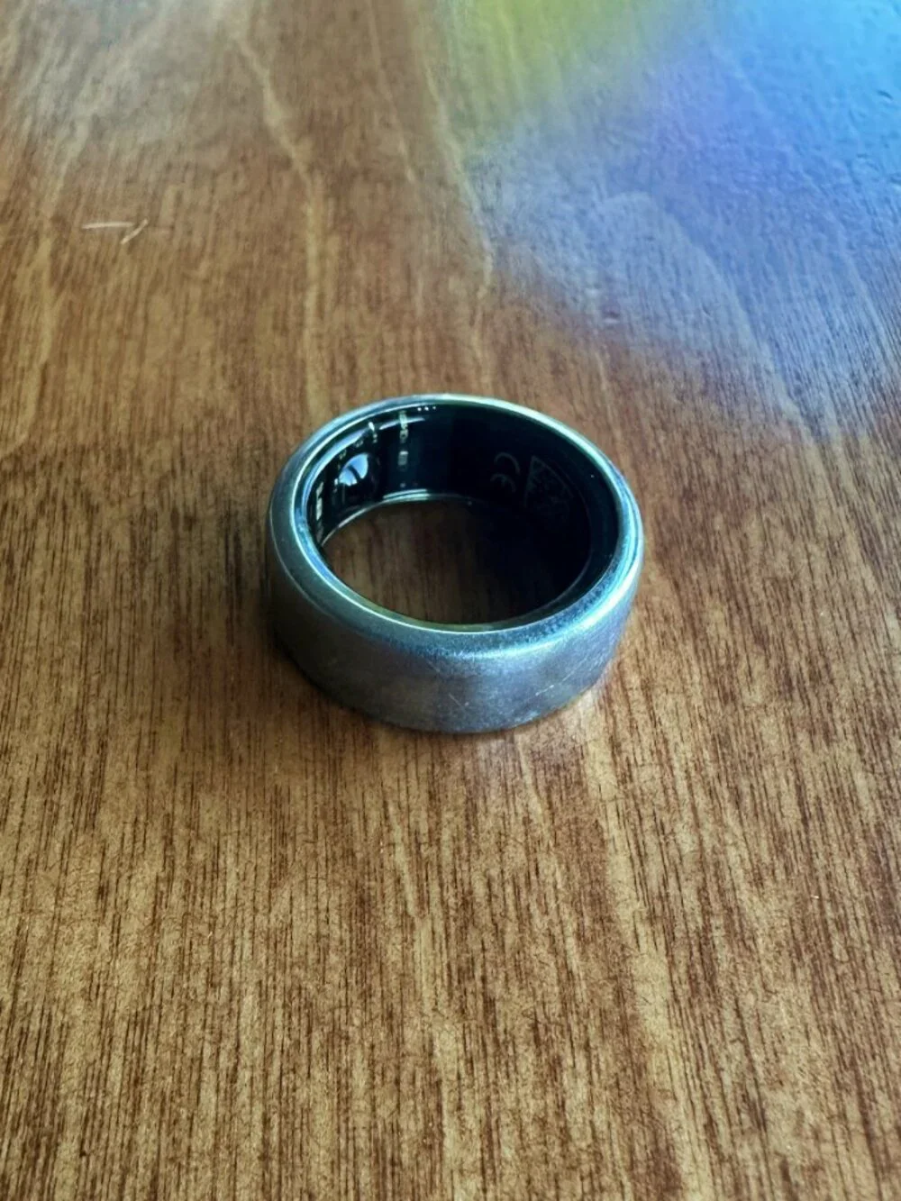 Oura Ring Gen 3 Silver Size 6 + 2 Chargers – Great Condition